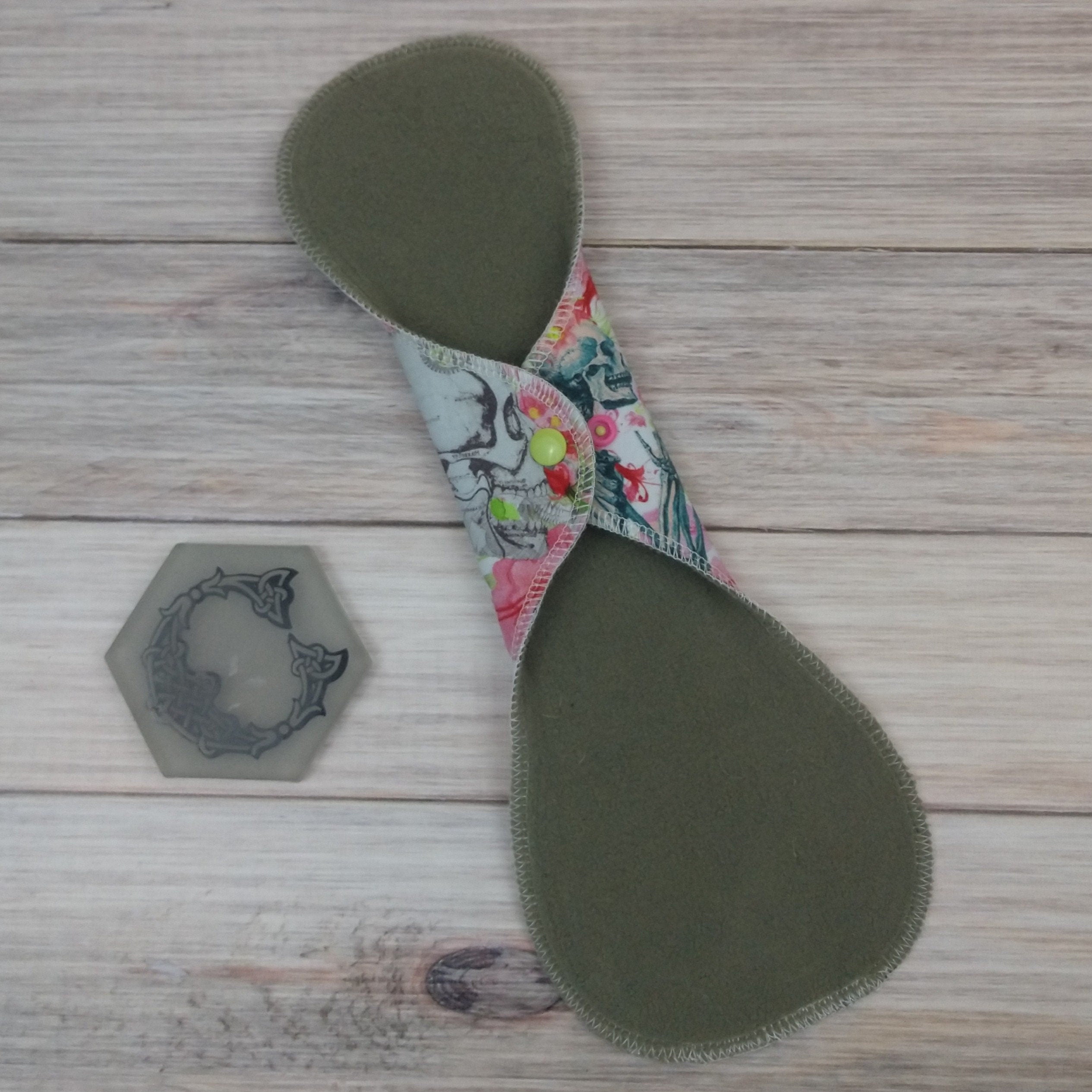 Floral Skulls Cloth Pad