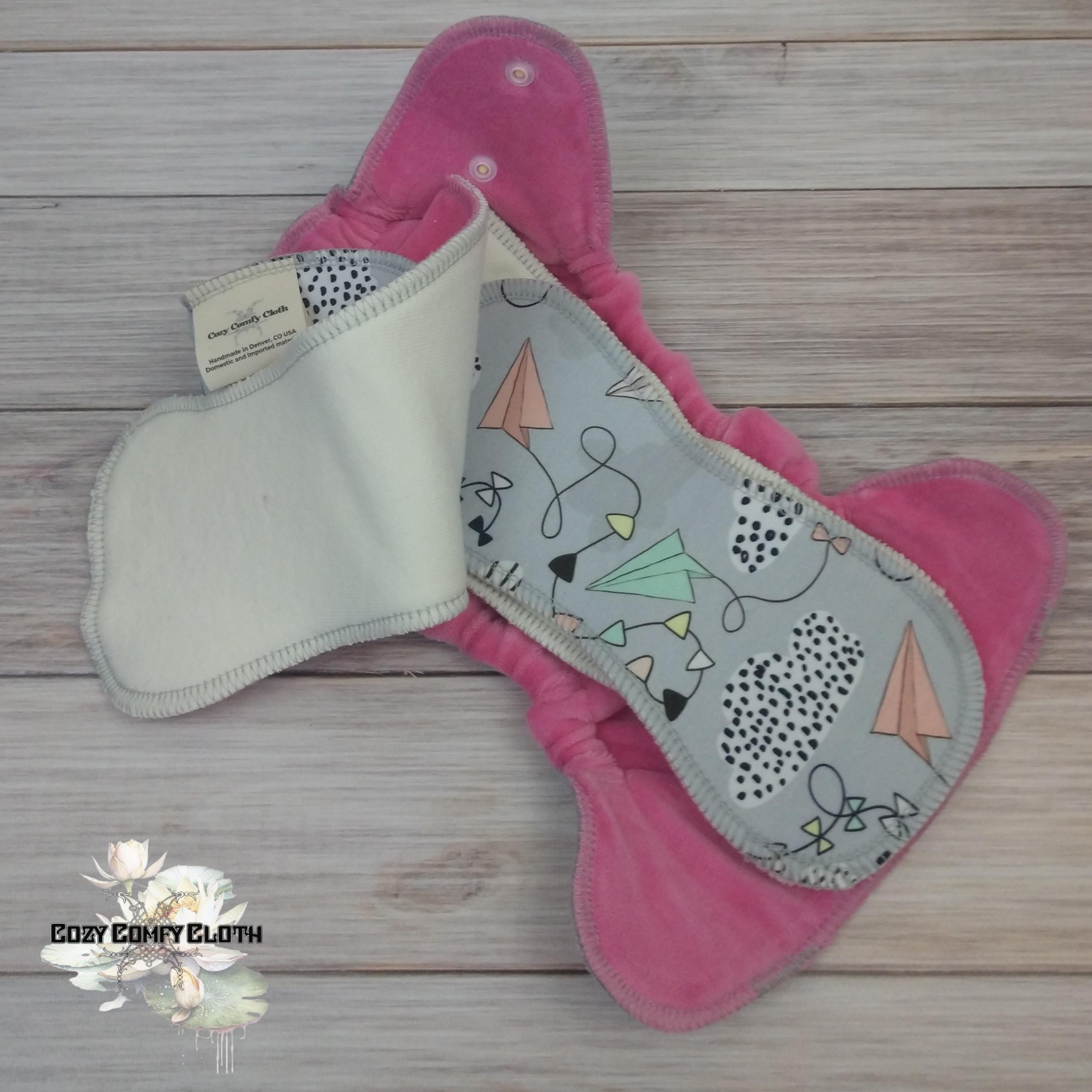 Paper Planes Newborn Cloth Diaper: Windpro Fleece Hybrid, Bamboo Insert
